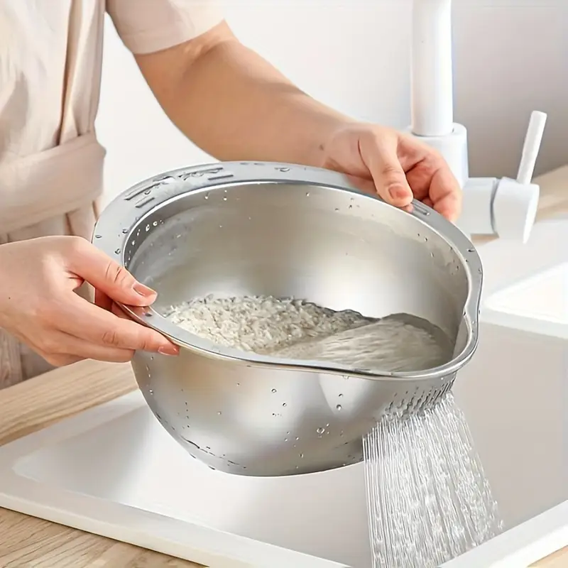 Stainless Steel Multi-Use Kitchen Colander - Ideal for Rice Washing, Fruit Draining & Vegetable Cleaning - Durable, Food-Safe Mesh Sieve with Handle for Efficient Water Filtering, Rice Strainer